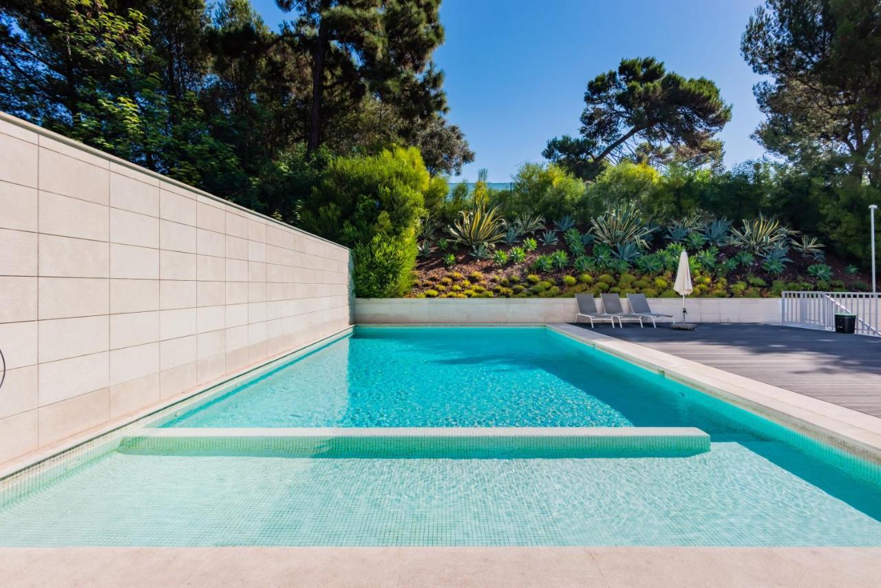Апартаменти Oeiras Elegant Retreat With Pool Екстер'єр фото